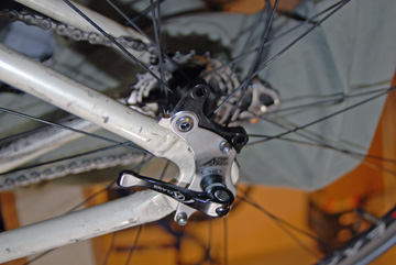 DM-UNI-DISC-BRAKE-ADAPTER2.jpg