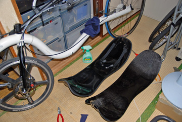 raptobike-carbon-seat.jpg